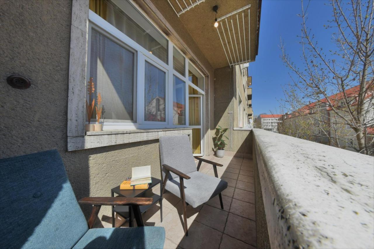 Big 75M2 Next To Opera Building In Direct Centrum, Air-Conditioned, Balcony, 24H Self Checking Banská Bystrica Buitenkant foto